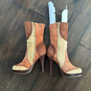 Vintage Vince Camuto Mid Calf Suede Patch Boots